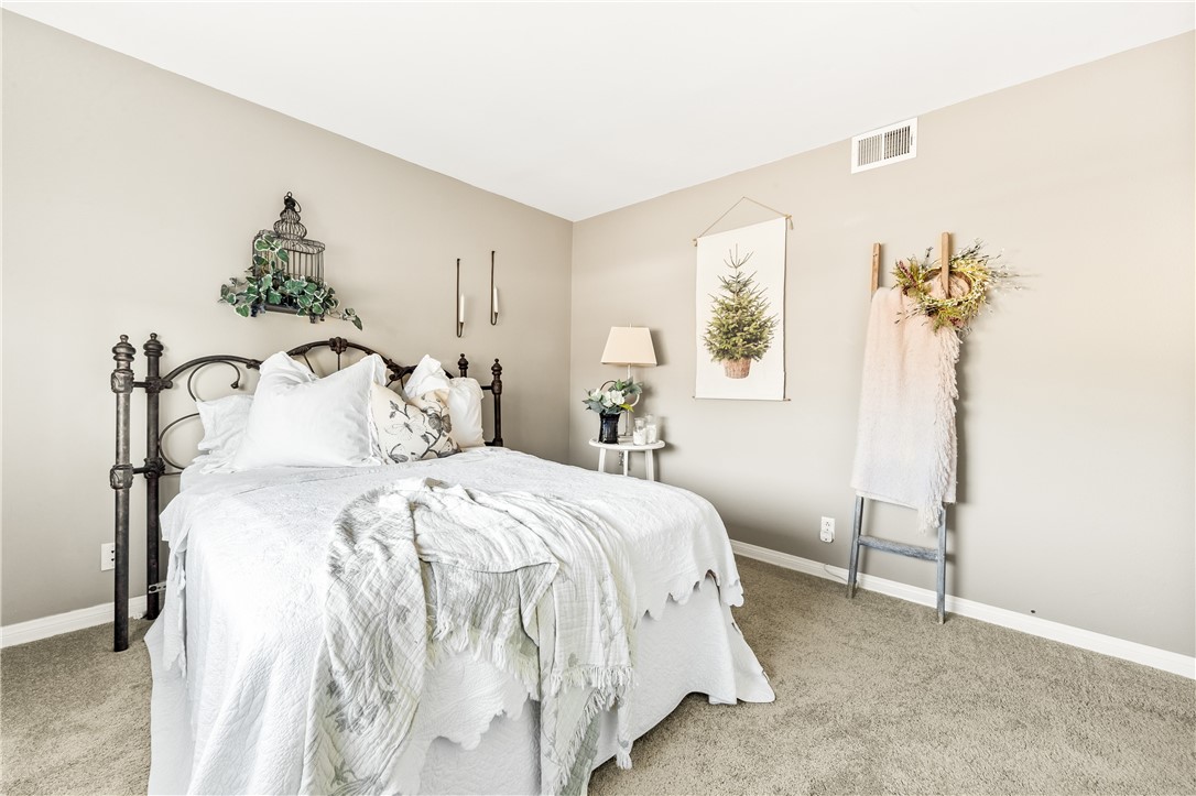 MLS #OC25270087 image #37