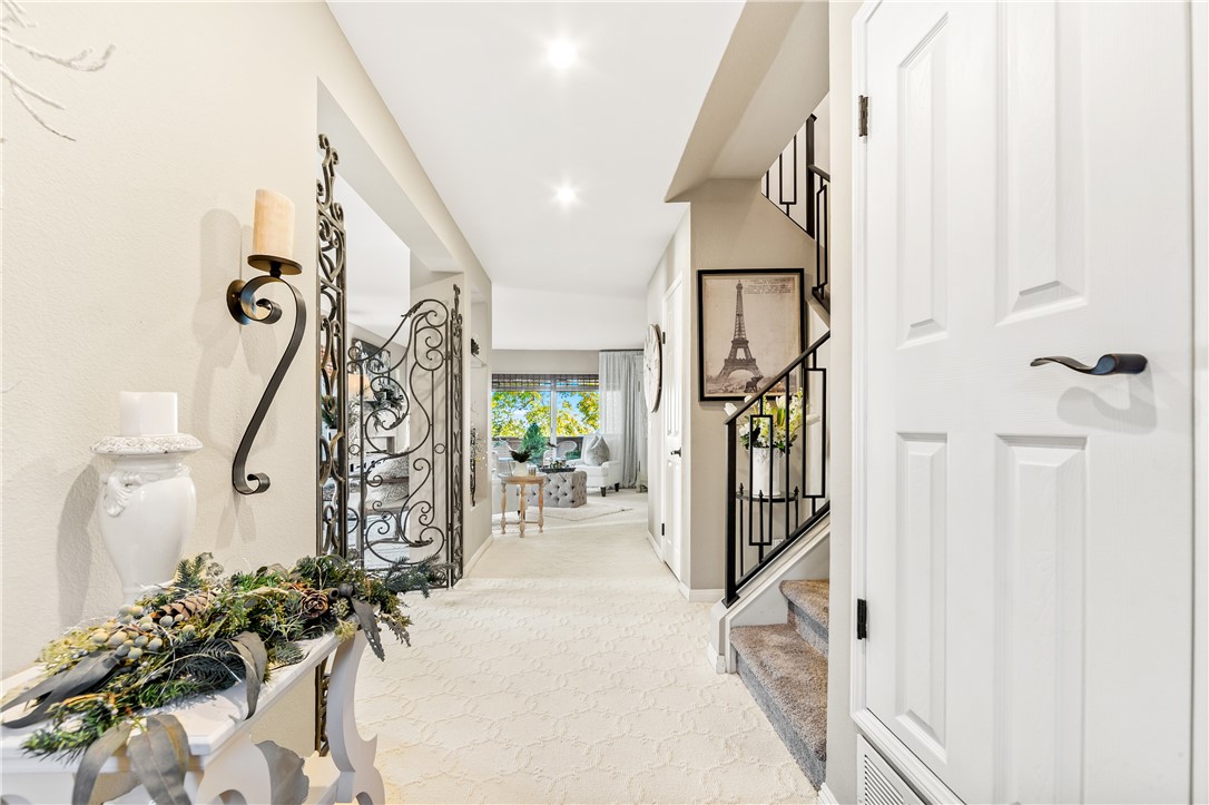 MLS #OC25270087 image #4