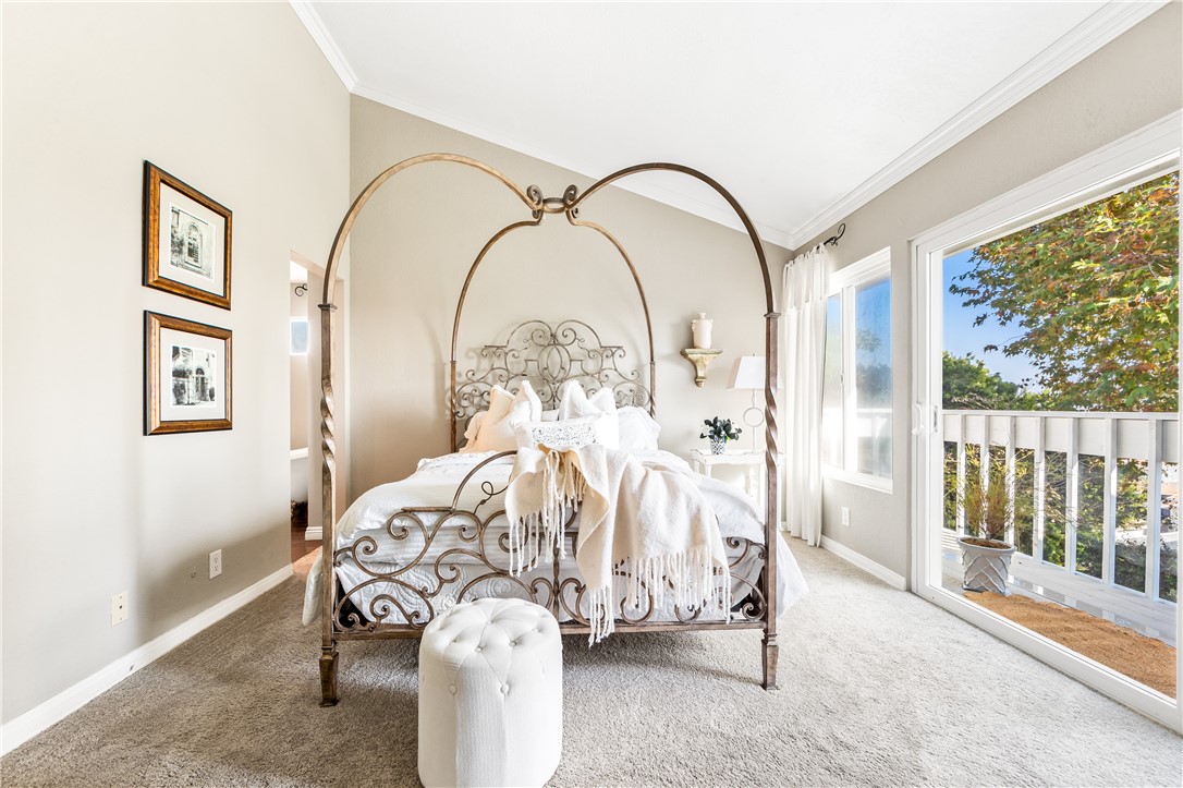 MLS #OC25270087 image #43