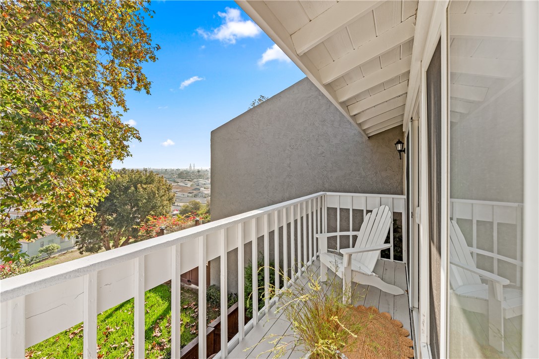 MLS #OC25270087 image #46