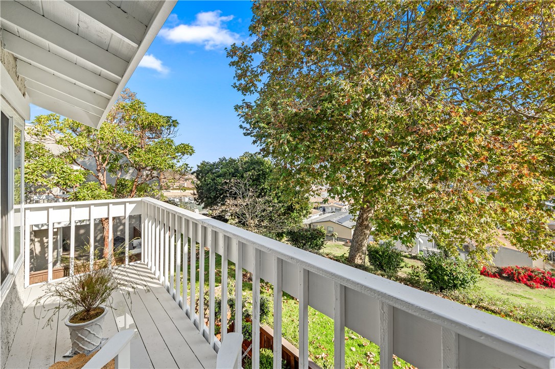 MLS #OC25270087 image #47