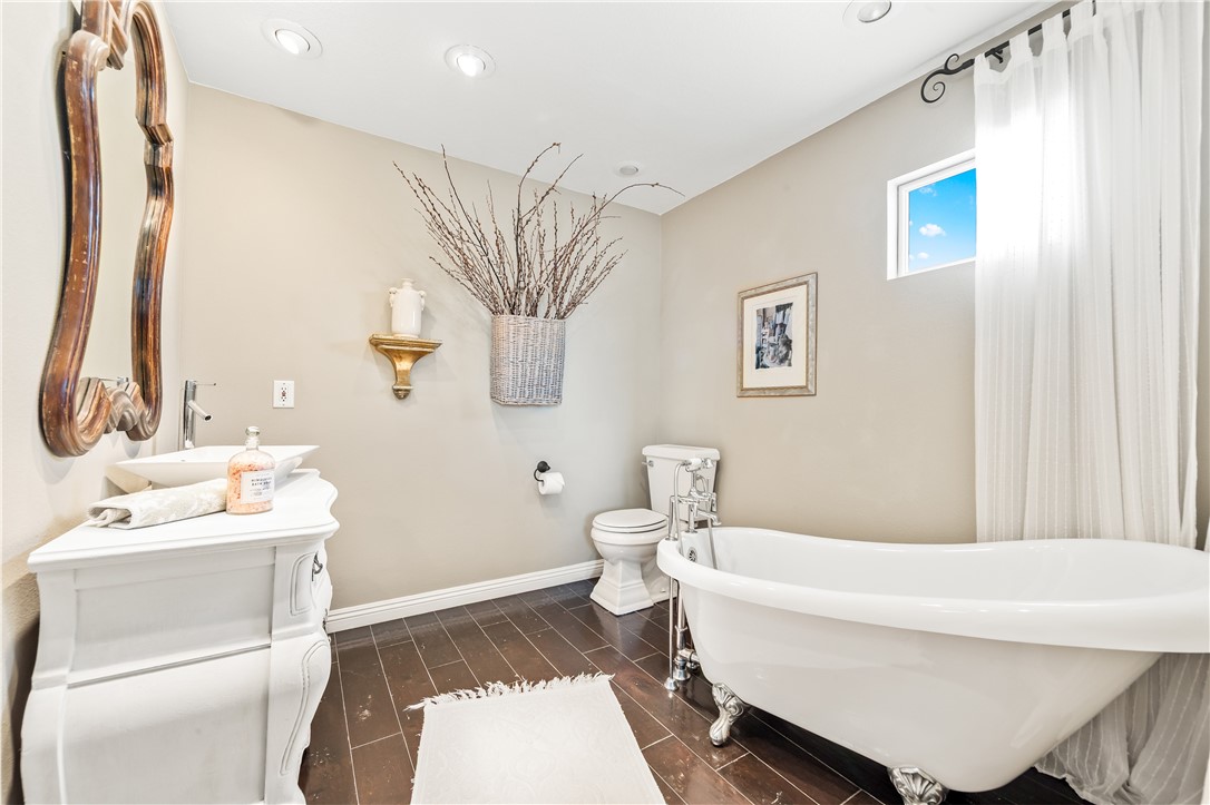 MLS #OC25270087 image #49