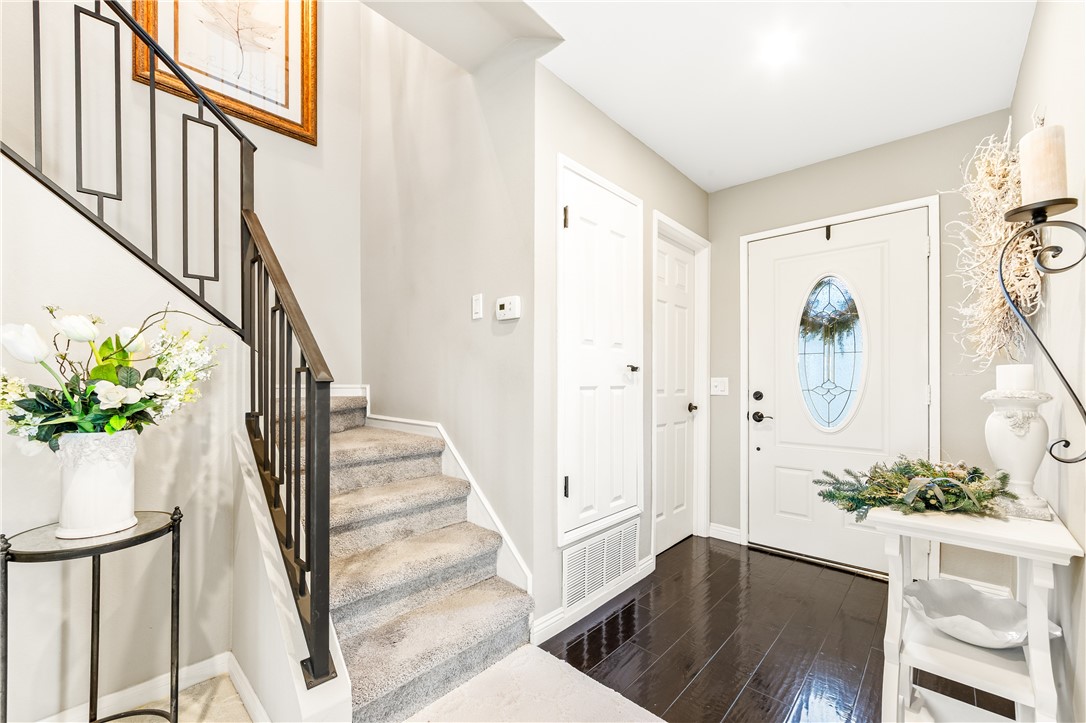 MLS #OC25270087 image #5