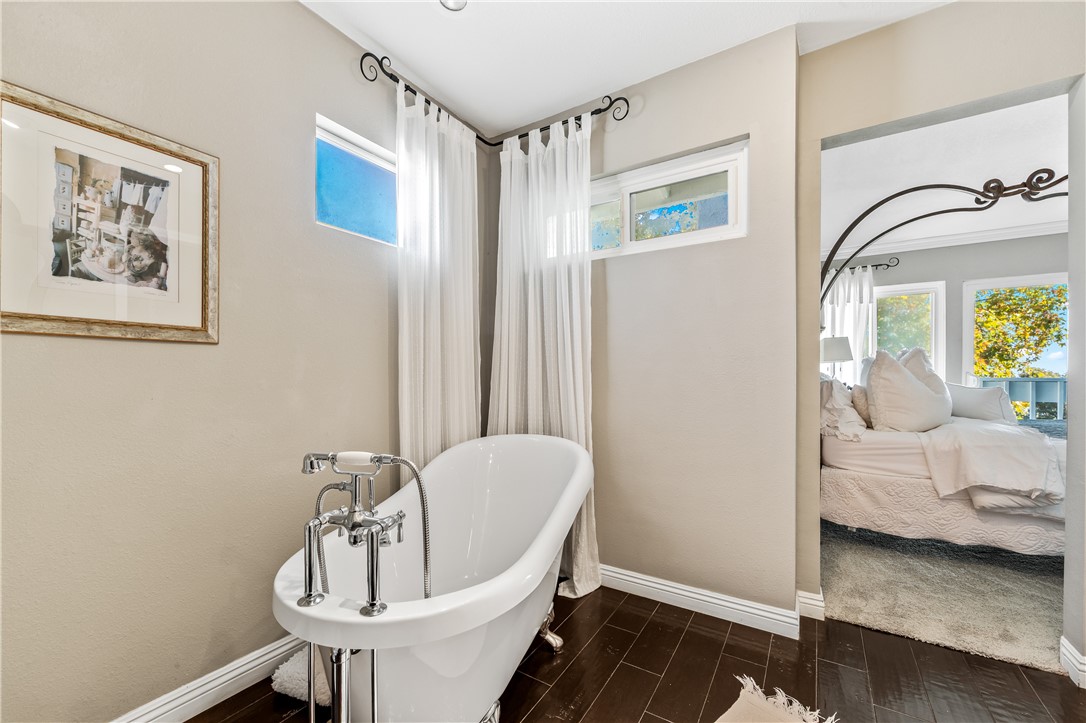 MLS #OC25270087 image #52