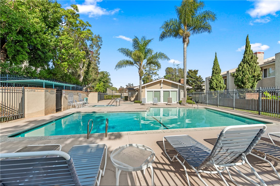 MLS #OC25270087 image #62