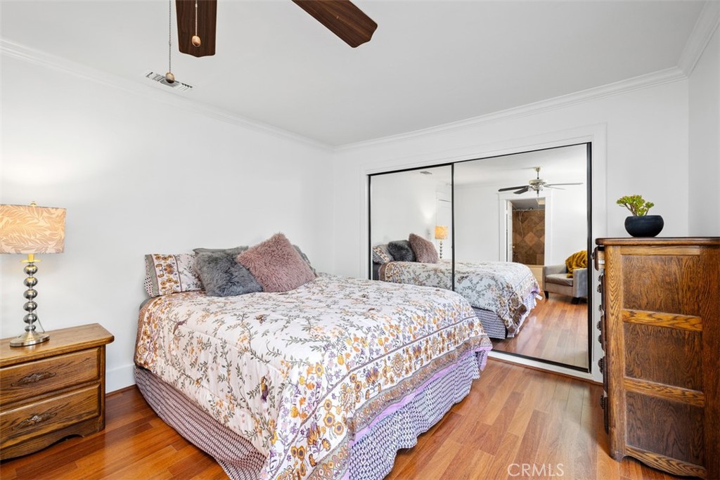 MLS #OC25270104 image #13