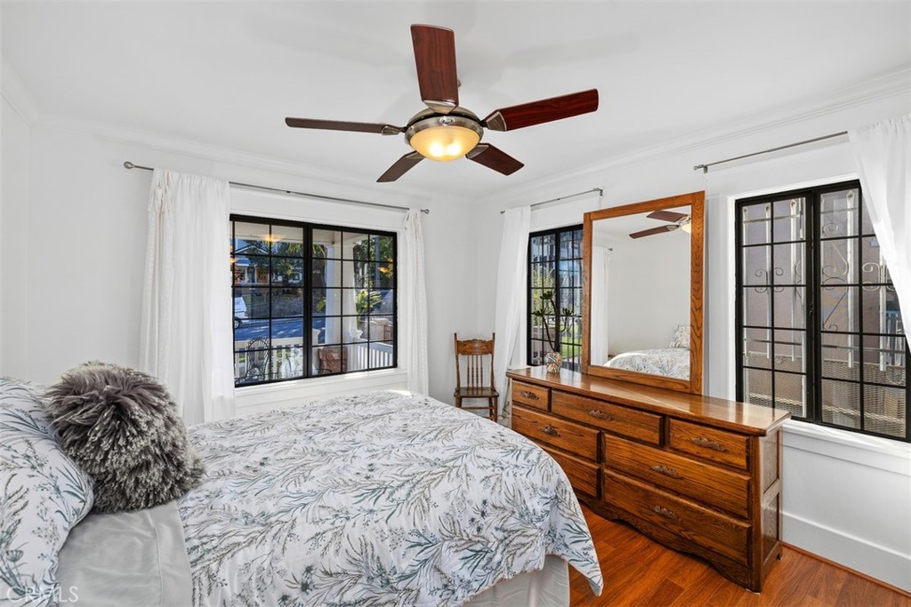 MLS #OC25270104 image #17