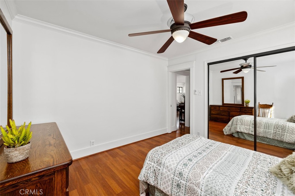 MLS #OC25270104 image #22