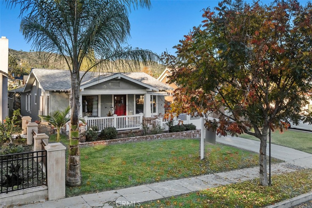 MLS #OC25270104 image #28