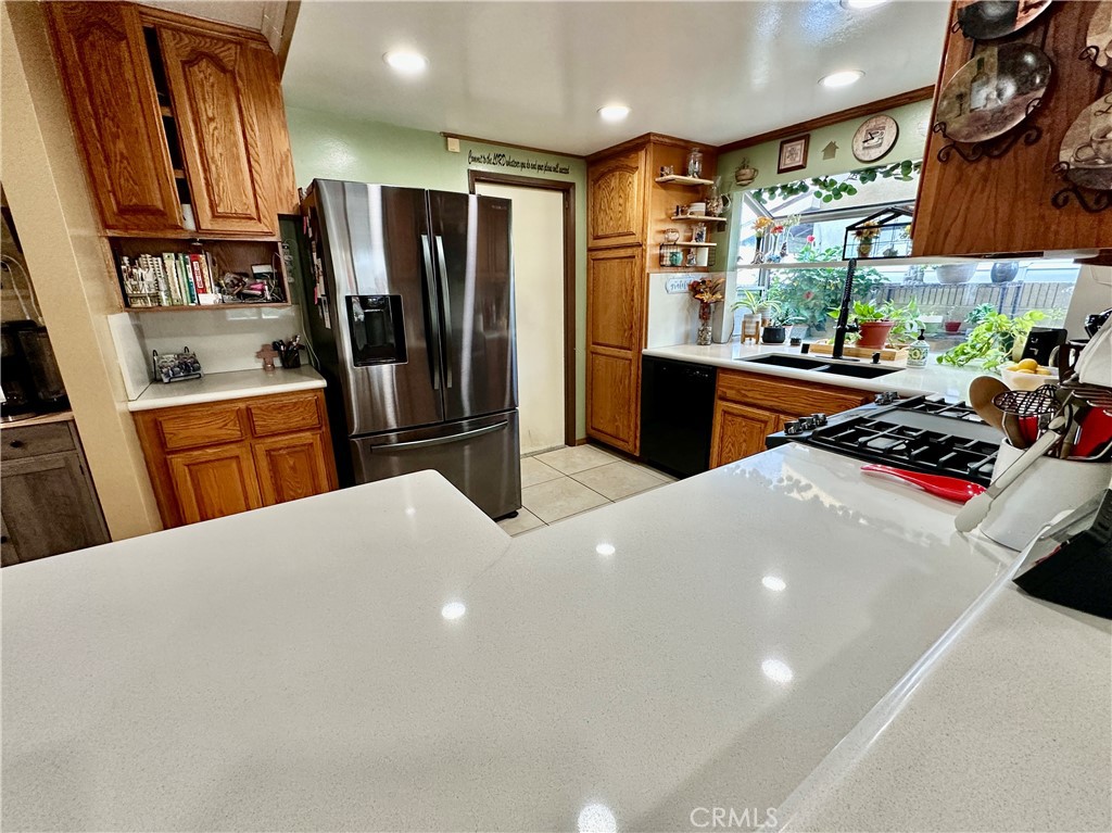 MLS #OC25270143 image #11