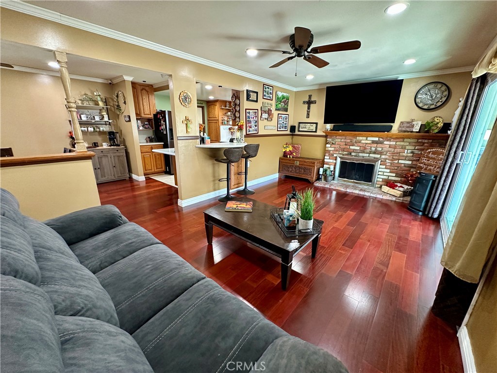 MLS #OC25270143 image #23