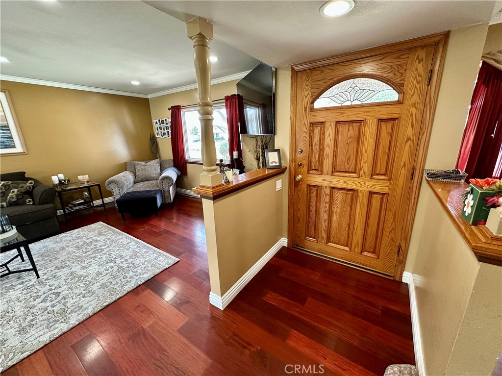 MLS #OC25270143 image #3