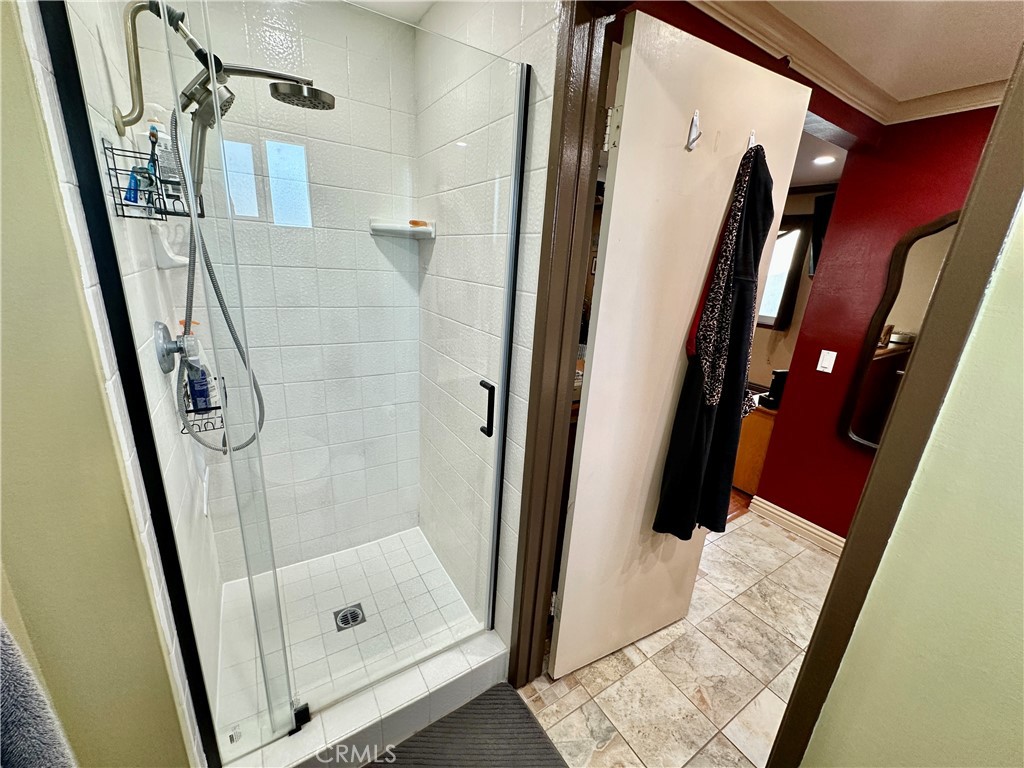 MLS #OC25270143 image #34