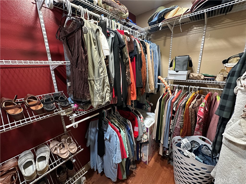 MLS #OC25270143 image #36