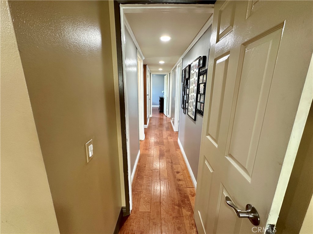 MLS #OC25270143 image #37