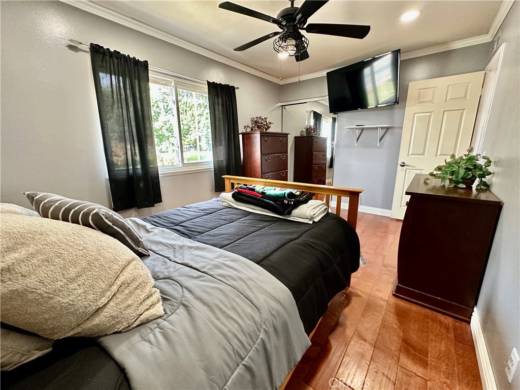 MLS #OC25270143 image #41