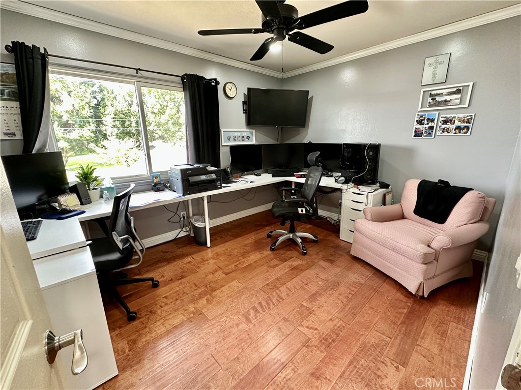 MLS #OC25270143 image #42