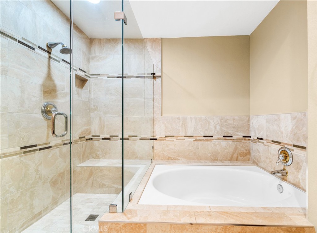 MLS #OC25270158 image #33