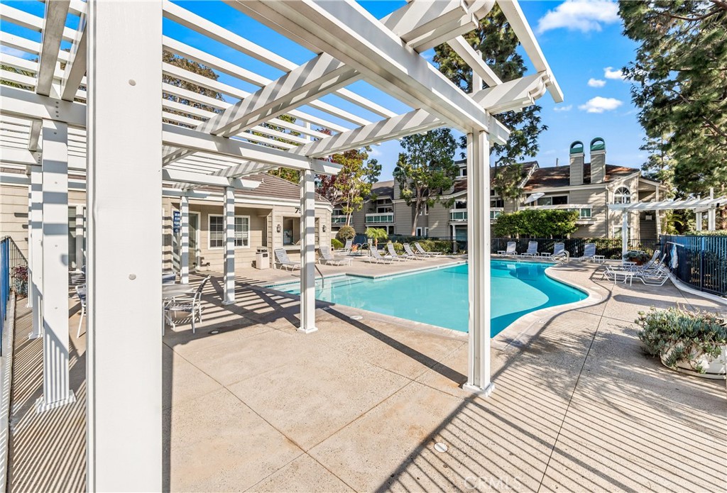 MLS #OC25270158 image #56