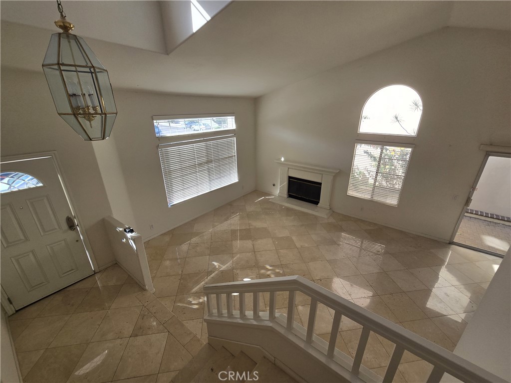 MLS #OC25270167 image #16