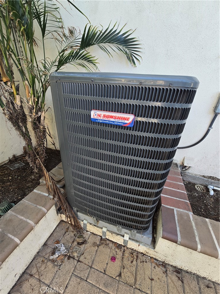 MLS #OC25270167 image #25