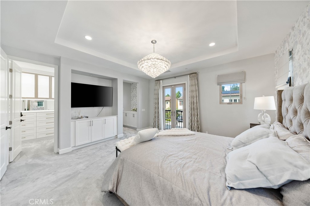 MLS #OC25270200 image #10