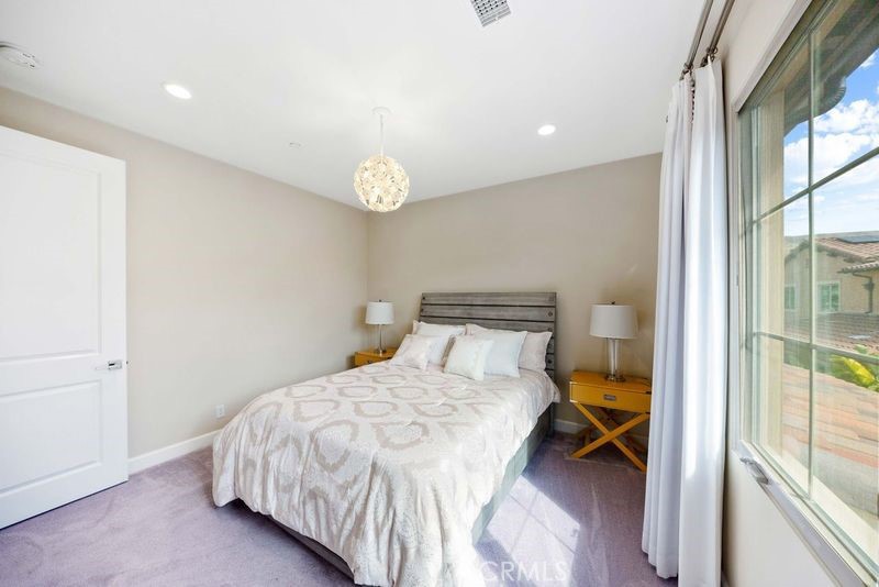 MLS #OC25270200 image #19