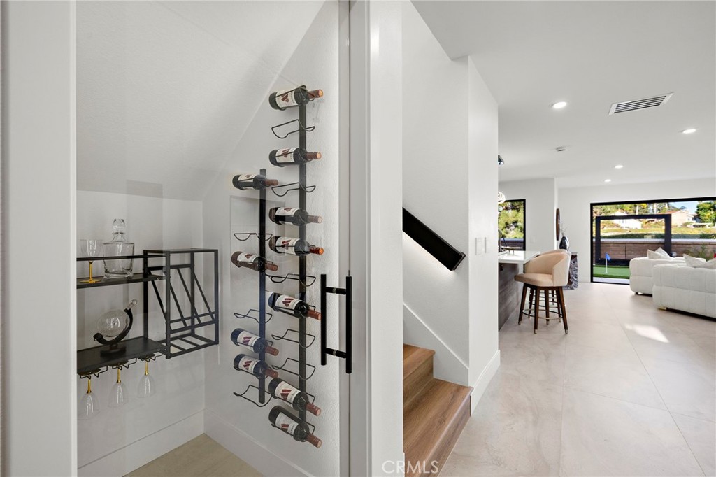 MLS #OC25270206 image #13