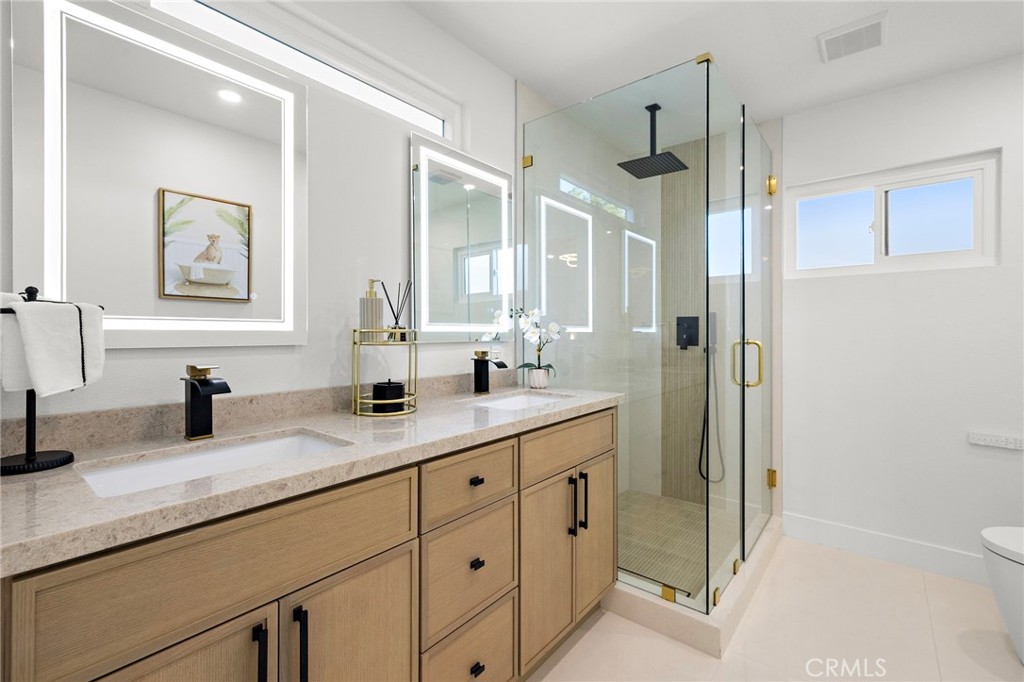 MLS #OC25270206 image #15