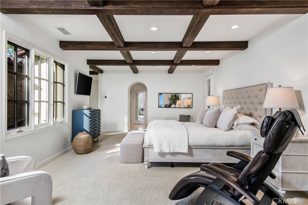 MLS #OC25270216 image #6