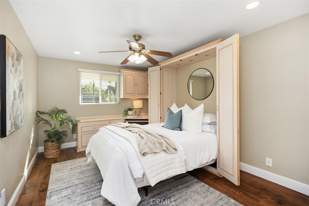 MLS #OC25270242 image #16