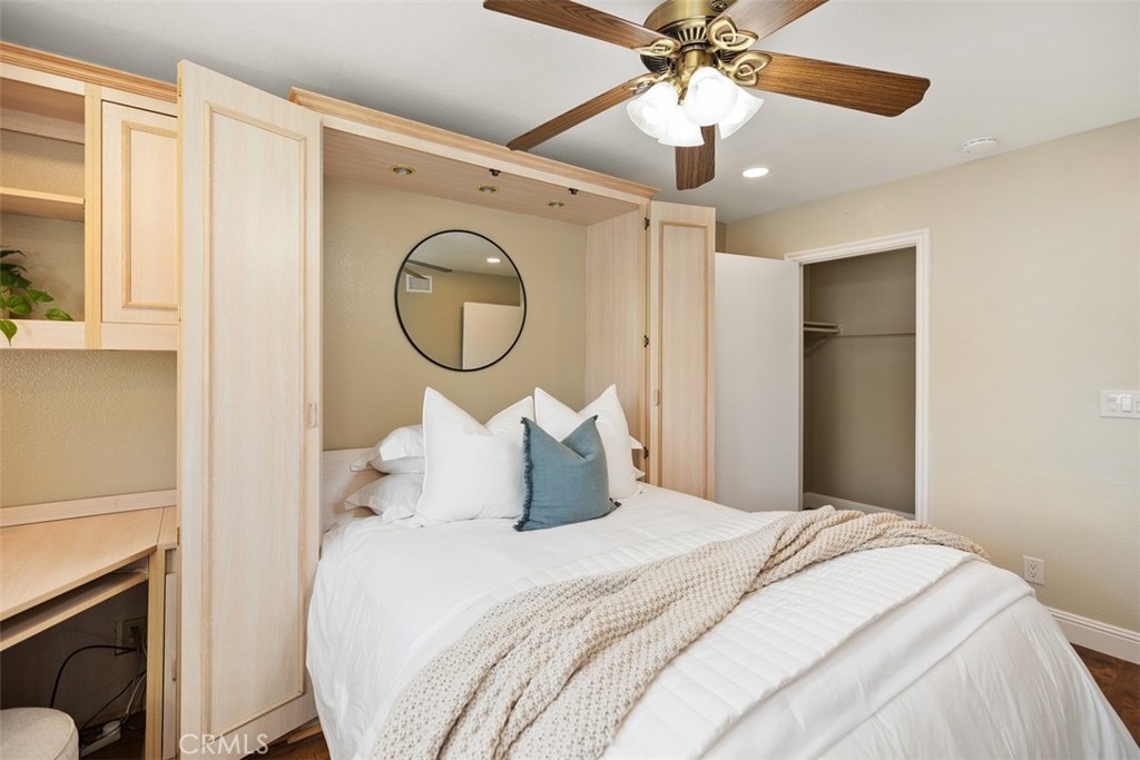 MLS #OC25270242 image #17