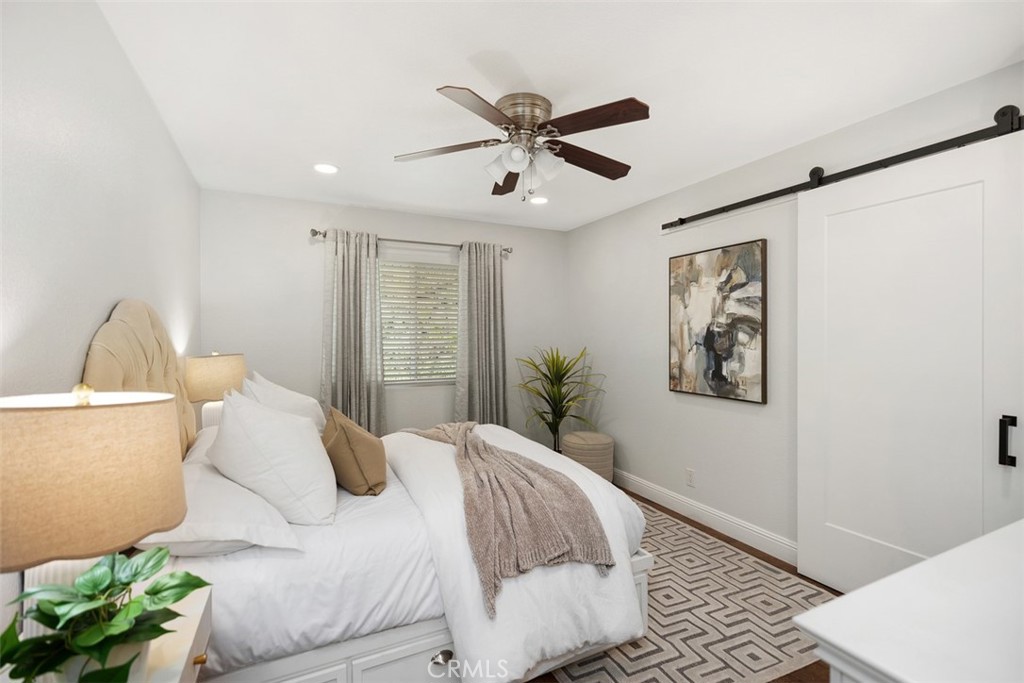 MLS #OC25270242 image #22