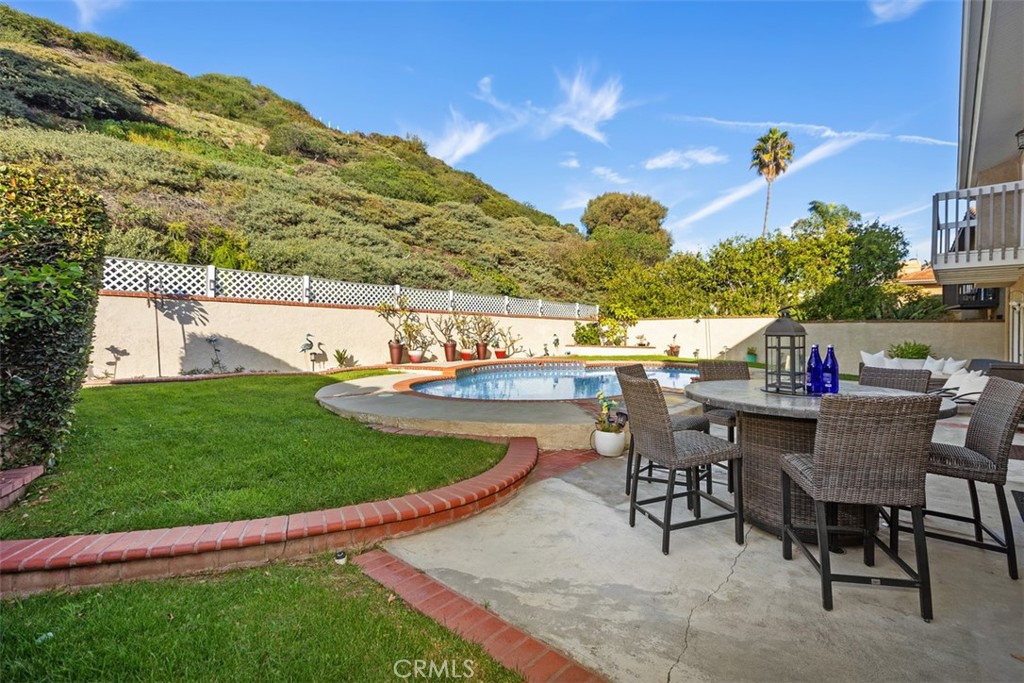 MLS #OC25270242 image #30