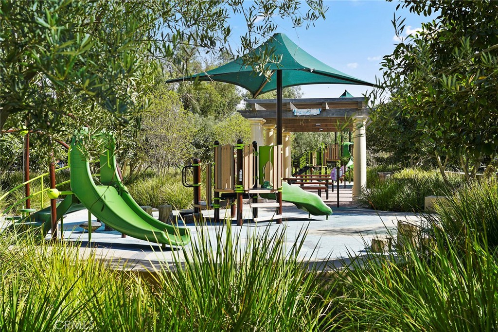 MLS #OC25270244 image #30