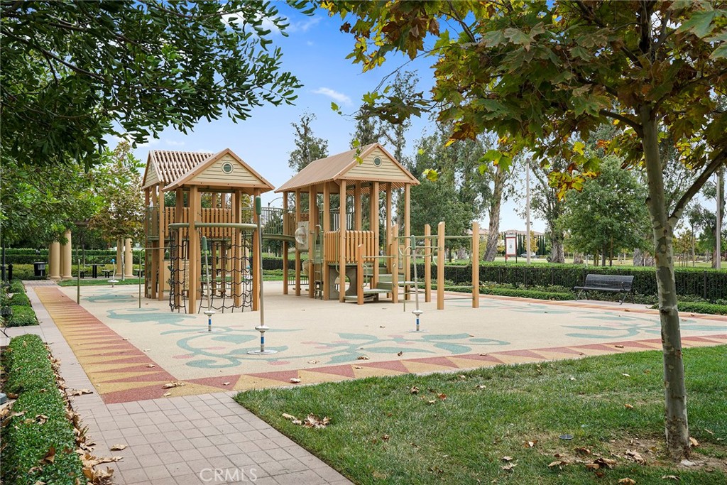 MLS #OC25270244 image #31