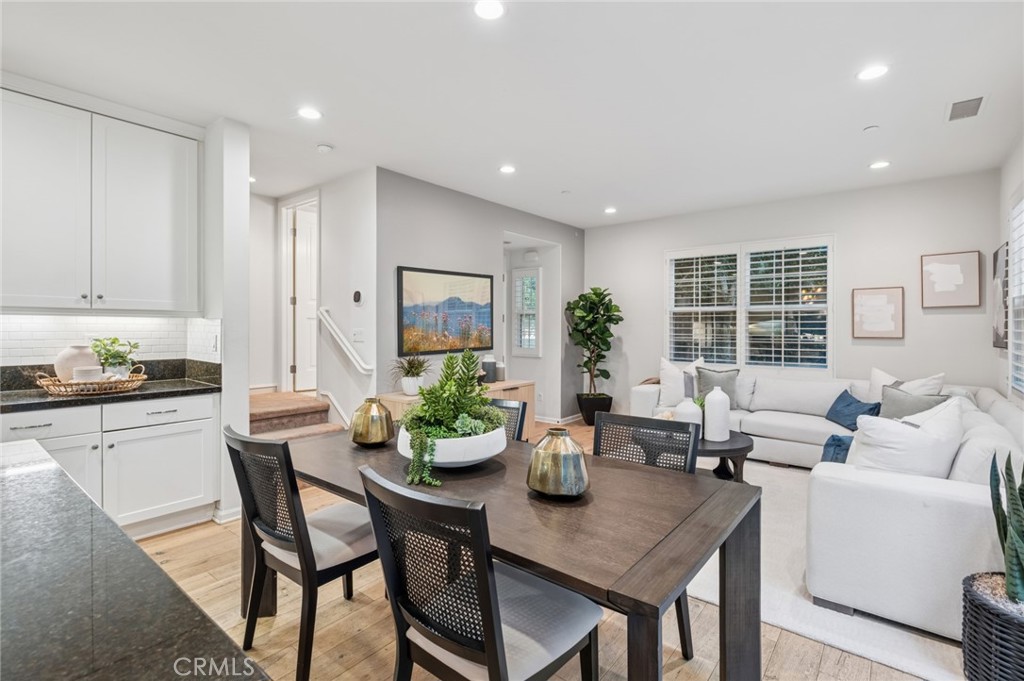 MLS #OC25270244 image #4