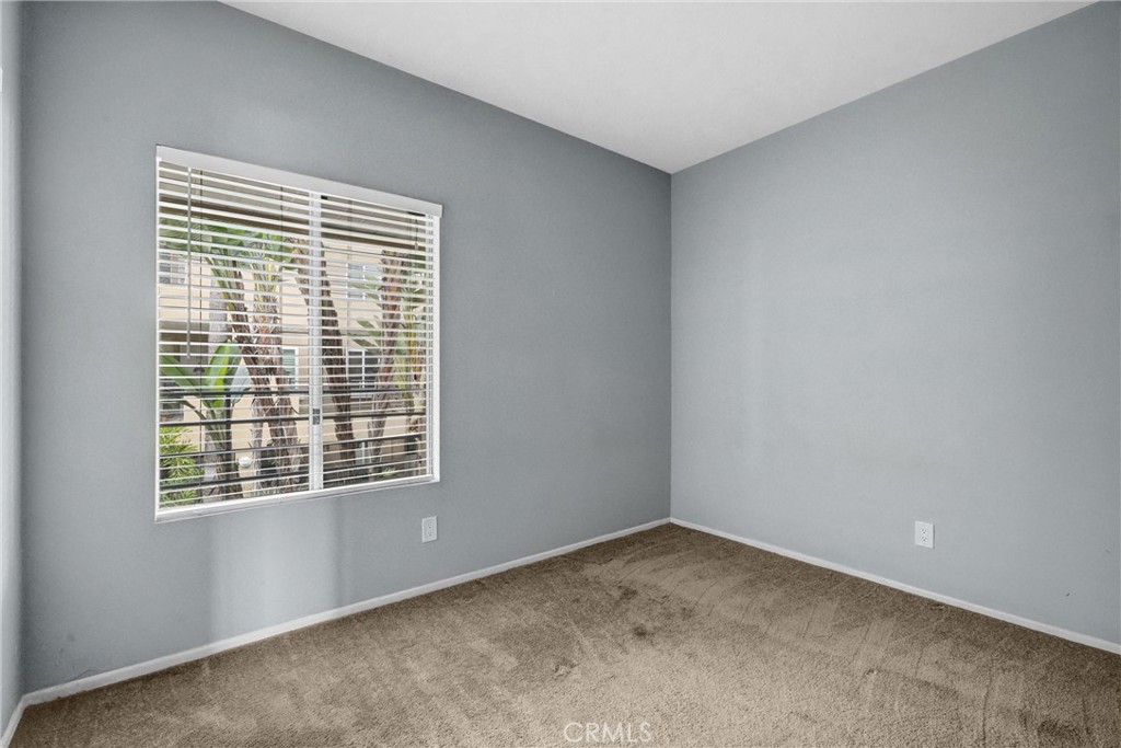 MLS #OC25270247 image #11