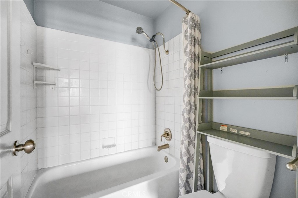 MLS #OC25270247 image #22