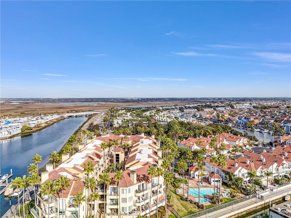 MLS #OC25270247 image #43