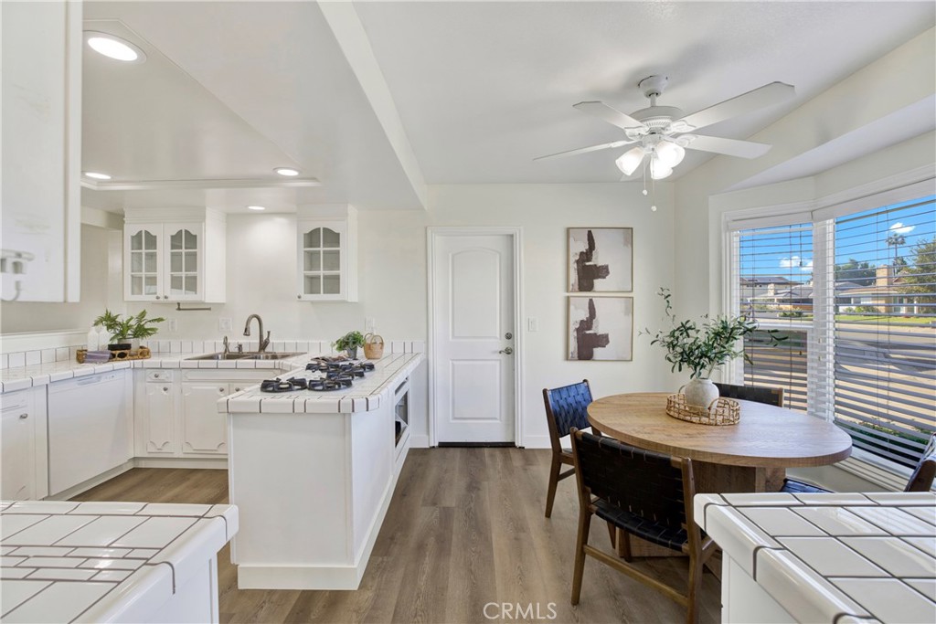 MLS #OC25270263 image #11