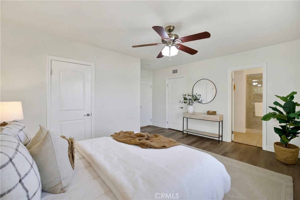 MLS #OC25270263 image #28