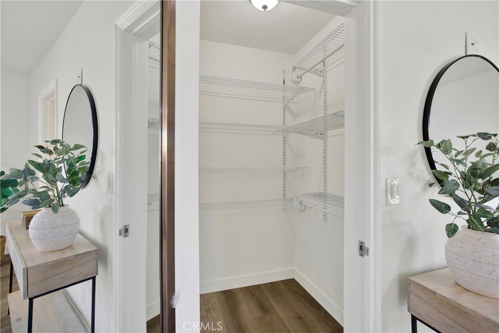 MLS #OC25270263 image #30