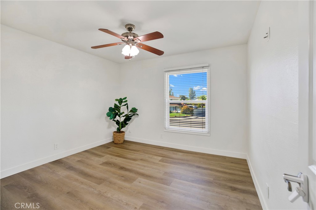 MLS #OC25270263 image #40