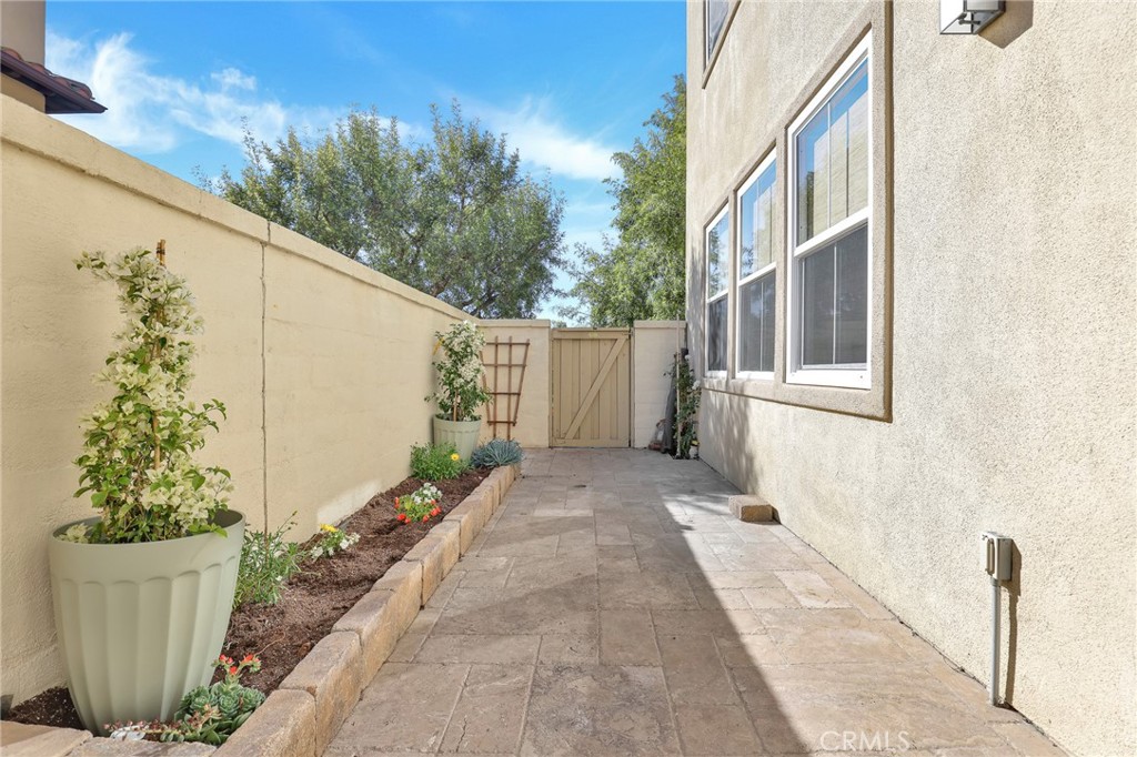 MLS #OC25270276 image #20