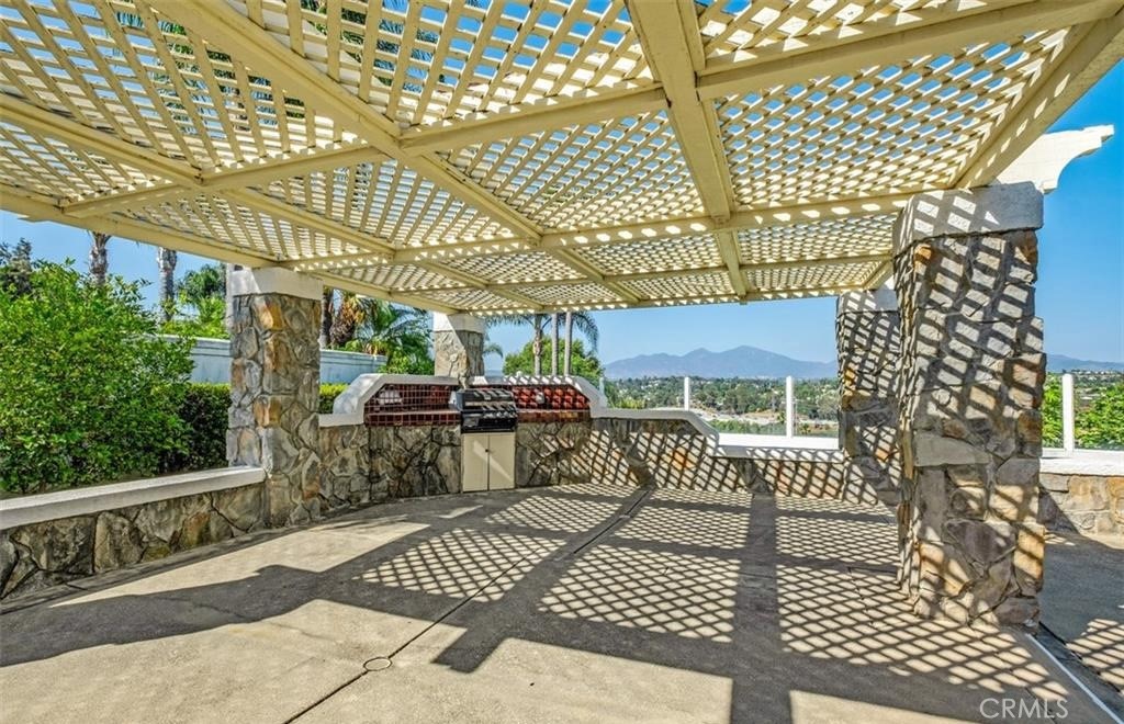 MLS #OC25270295 image #15