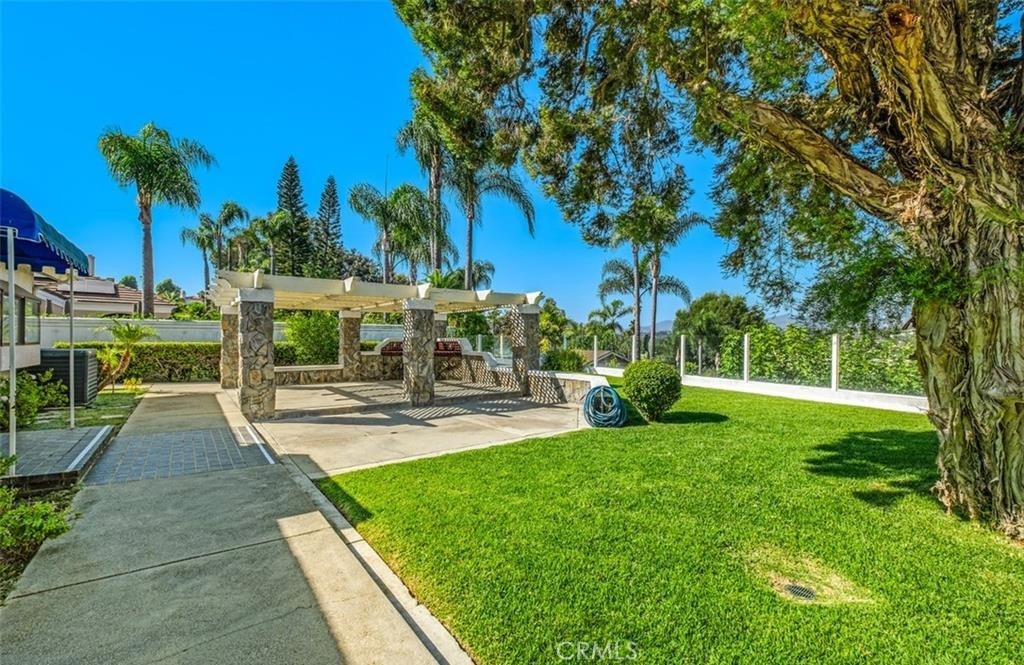 MLS #OC25270295 image #17