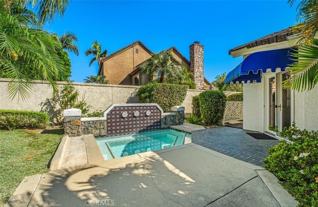 MLS #OC25270295 image #18