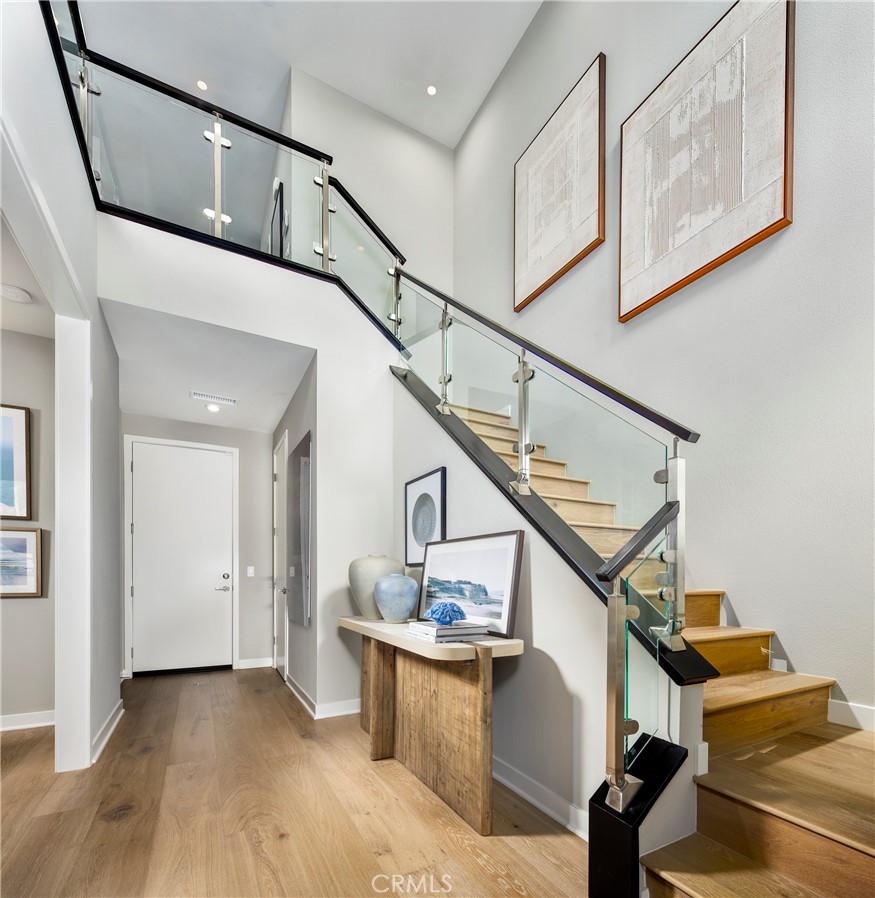 MLS #OC25270300 image #4