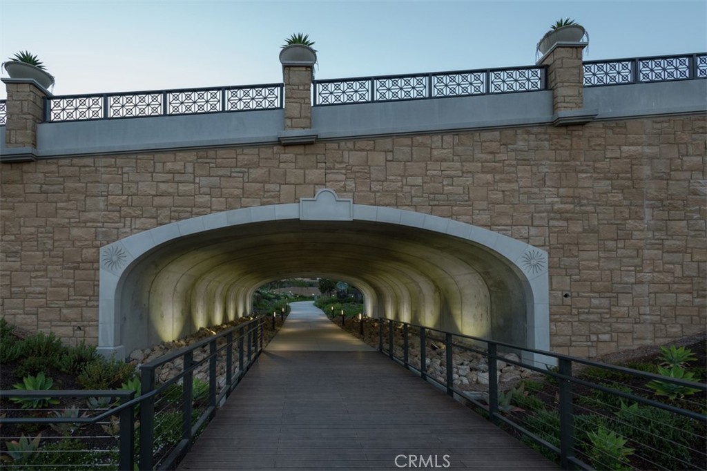 MLS #OC25270300 image #8